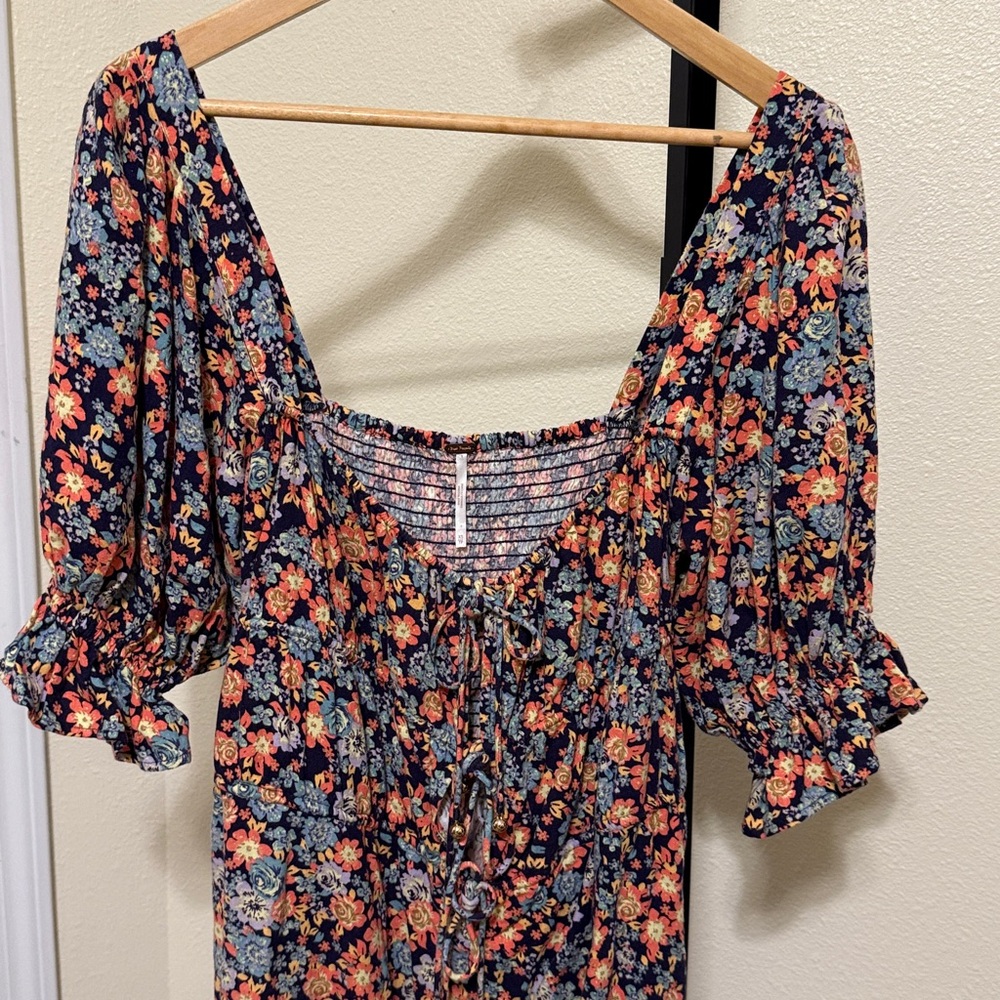 Free people 🌹Floral Puff Sleeve Top - Picture 14 of 17